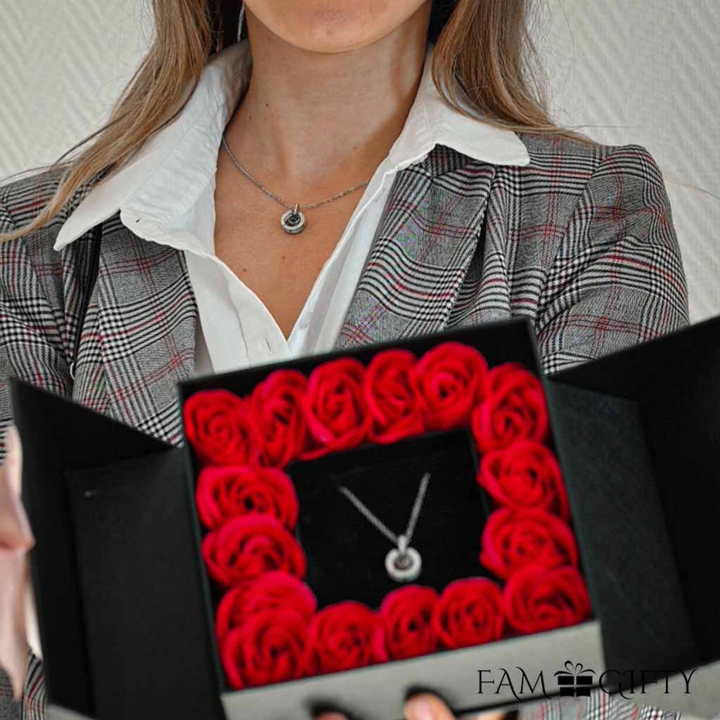16 Mini Roses smyckeskrin med kärlek halsband set